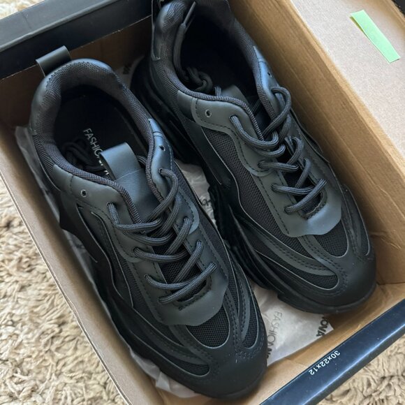 Fashion Nova Black Chunky Sneakers - New with Tags - Picture 3 of 5
